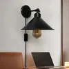 2 Stück Plug-in-Wandlampe, schwarze Wandlampe, antike Retro-Industrie-Wandlampe mit Schwingarm, Wandlampe mit E26-Sockel mit Plug-in-Netzkabel, ohne Glühbirne, Schlafzimmer-Badezimmer-Dekoration