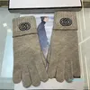 Женские дизайнерские перчатки, кашемировые роскошные зимние перчатки, мягкие модные перчатки без пальцев, теплые шерстяные перчатки с вышивкой букв
