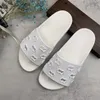 2024 Herrens kvinnors tofflor Summer Rubber Sandals Beach Slide Fashion Scuffs tredimensionella teckensnitt inomhusskor Storlek 35-47