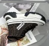 Spring Chunky Sneakers Buty dla kobiet Europa Baotou Podwyższanie butów taty mieszane kolorowe platformę sportową pojedyncze buty