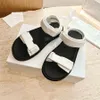 Top quality Sheepskin Comfortable Classic the row shoes Casual flat sandals slides for women Simple buckle Beach shoes Luxury designer sandals Factory With box