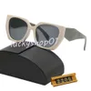 Gafas de sol de diseñador para hombre para mujer Gafas de sol Moda al aire libre para el Estilo clásico Gafas Retro Gafas unisex Deporte Conducción Tonos de estilo múltiple Con caja