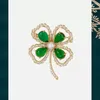 Brooches Rhinestone Emerald Clover Brooch Fashion Plant Pin 2024 Winter Accessories