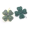 20st/Lot Small Silver Plated Emerald Crystal Four-Leaf Clover Lapel Pin Lycka till Rhinestone Brosch Pini för kvinnor