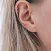 Orecchini a bottone diametro 3 mm orecchio a sfera piccolo moda semplice acciaio inossidabile per donna gioielli orecchino color oro / nastro rosa