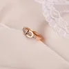 Klastrowe pierścionki ze stali nierdzewnej Moda Upsskalia Biżuteria Kolor Rose Gold Kolor Pasek Zakonta Kształt Kształt Wedding Bride For Women Ladies