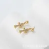 女性用の高級ブランドデザイナーイヤリングCh Chromes Cross Jewerlry Jewelry Earstuds 925 Sterling Electroplated Gold Heart Ear Ring Girl Eardrop New 2024 1TN6