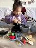 子供用のおもちゃのキッチンクッキング調理器具子供のふりをする遊びを切るミニチュアフードセットポットパン教育ユニセックス小説ギフト240112