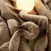 Couverture en peluche de lapin multifonctionnelle, couverture épaisse d'hiver, couverture de canapé, couverture de genou, sieste, drap de lit de bureau, polaire 240113