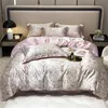 Mulberry Silk 4 sztuki Zestaw pościeli 1PC Duvet Cover 1PC Arkusz łóżka 2PCS Poszukiwania luksusowe tkaniny domowe łóżka 240113