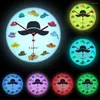 Horloges murales Fashion Lady avec divers chapeaux Horloge décorative Silencieuse Non Ticking Watch Shop Sign Nom d'entreprise personnalisé