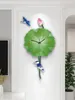 Horloges murales Horloge acrylique avec lumière LED Design moderne Salon Décoration Salle à manger Creative Décor à la maison