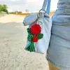 Porte-clés exquis tissé à la main rose pendentif porte-clés tissé créatif laine crochet fleur porte-clés sac accessoires téléphone charme bijoux cadeau