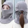 Boinas de inverno logotipo personalizado balaclavas chapéu de moda para homens mulheres à prova de vento lã quente boné de ciclismo ao ar livre de esqui de cabeça para baixo pescoço