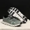 2024 Tasarımcı Koşu Ayakkabıları Erkek Spor ayakkabıları Beyaz Siyah Üçlü Pembe Yeşil Glow Bulut 5 Erkek Kadınlar Günlük Eğitmenler Sneakers Boyut 36-45 ÜCRETSİZ Nakliye