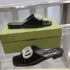 Sandales de créateurs diapositives de plate-forme pour dames de qualité supérieure en cuir véritable à bout ouvert plate-forme à large bande Vamp chaussures en cuir laqué extérieur taille 35-41 avec boîte