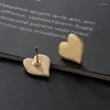 Boucles d'oreilles à clous pour femmes, ne se décolore pas, à la mode, petit cœur, vente en gros, petits bijoux coréens, 2024