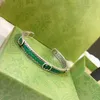 Designer de luxo novo esmalte pulseira famosa marca francesa clássica dupla letra gem verde galvanizado grosso ouro mulheres charme jóias mãe moda presente requintado