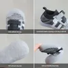 Nieuwe Babyschoenen Casual Sportschoenen voor kinderen Mesh Ademend Wandelschoenen voor jongens en meisjes Zachte zolen Antislip Babywandelschoenen Babysportschoenen