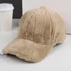 Gorras de bola Gorra de pico de ala ancha para mujer Béisbol esponjoso a prueba de rayos UV con sombrero de felpa grueso para protección solar Piel sintética