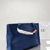 CE ковбой Холст Париж Сумки для покупок Женские сумки Дизайнерская модная сумка Большая вместительная сумка на плечо Летняя пляжная сумка из натуральной кожи с ручкой