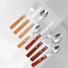 Ensemble de quatre pièces de couteau, fourchette et cuillère en acier inoxydable 304 de qualité supérieure, l'expérience culinaire ultime pour chaque événement 240113