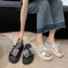 Slippers Luxury Crystal Women 2024 Summer Flats Flip Flops Shoes Designer Bow Dress Slingback Sandals Trend Slides Femme