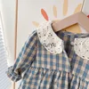 Rompers Milancel Baby Clothing Toddler Girls One Piece Plaid Body Body Long Manneve tenue H240508