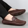 Moda İtalyan loafers elbise ayakkabıları erkekler loafers patent deri oxford ayakkabı erkekler için resmi mariage düğün ayakkabıları trendy 240112