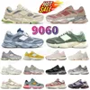 Athletic 9060 Sneakers New Balanace Shoes Running Designer 990V3 Jjjjound on Clouds Arctic Grey Joe Freshgoods Mushroom Mens Women New Blance 9060S TRACLEURS DHGATE