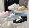 2024 zomer dames hoge versie schoen cake dikke zool designer canvas schoenen vrouwelijk nylon alles casual binnen hoogteverhogend sport klein wit 64