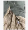 Damenjacken Winterankunft Bunte bestickte Rückseite Abnehmbarer Pelzkragenjacke Reißverschlussmantel für Frauen