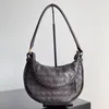 VeraStore Borse a tracolla da donna in vera pelle Borsa a tracolla da donna alla moda in vera pelle di mucca Design a forma di nuvola 2 dimensioni