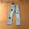 Pantaloni ricamati da uomo viola da strada da uomo di lusso firmati da uomo Pantaloni ricamati da uomo oversize con strappo da donna con foro a gamba dritta in denim Pantaloni slim da strada hip-hop 71RT