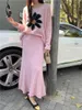 ワークドレスピンクの甘いニットスーツ女性フローラル穏やかなセーター2024ルーズシックな秋のマキシスカートオフィスレディカジュアルセット