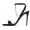 우아한 브랜드 Keira Patent Leather Women Sandals 신발 매력적인 체인 블랙 골드 자물쇠 발 뒤꿈치 펌프 레이디 검투사 샌들 리아 박스 .EU35-43