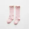 Lawadka, 10 par/lote, calcetines de princesa a rayas para niñas, calcetines hasta la rodilla para niños con encaje, calentadores de piernas para bebés, calcetín de algodón para bebés 240112