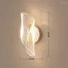 Lámparas de pared Lámpara LED acrílica Iluminación interior para el baño del hogar Decoración de la sala de estar Cama de noche Luz moderna de lujo
