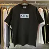 Designer Kith Tees Mens T-shirts Summer Print 100% Casual T-shirt för män och kvinnor Tee Luxury Street Cotton T-shirt US Size S-XL