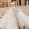 Abito da sposa principessa a maniche lunghe in tulle avorio Una linea Splendidi abiti da sposa Applicazioni in pizzo Girocollo Dubai Abiti da sposa con cappella modesta Realizzati su misura