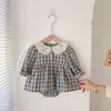 Rompers Baby Vêtements Toddler Girls One Piece Plaid Body Body Long Manchet tenue H240426