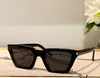 Cat Eye 633 Calista Black Grey Women Designer Designer Sunglasses Shades Sunnies Gafas de Sol UV400 Eyewear avec boîte