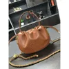 Designer Mui Mui Borsa a secchiello Borsa a tracolla da spiaggia Borsa a tracolla Tote Moda di lusso Uomo Donna Lettera Messenger in pelle nera Trucco Viaggio Miui Borsa Miui