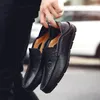 Italiaanse Heren Schoenen Casual Luxe Merk Zomer Mannen Loafers Lederen Mocassins Licht Ademend Slip op Bootschoenen JKPUDUN 240112