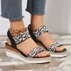 Scarpe eleganti da donna con plateau e tacchi alti sandali con zeppa leopardati casual estivi open toe pantofole moda scivoli da passeggio