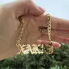 Ожерелья Куба Фигаро Цепочка Bijoux Femme Староанглийское Имя Ожерелья Maxi Colar для Женщин Подружки Невесты Ожерелья с Табличкой На Заказ Ювелирные Изделия