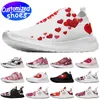 Anpassade skorälskare Running Shoes Cartoon Valentine's Day Team Logo Diy Shoes Retro Casual Shoes Men Women Shoes Outdoor Sneaker Red White Pink Big Size EUR 35-48