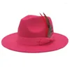 Berets Fedoras Bow Feather Bowler Hat Party Wide Brim Fashion Men And Women Cashmere Felt