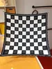 (Boutique de Chitrine) marque classique style Xiaoxiang damier 90 cm serviette carrée en soie mode plage cadeau exclusif