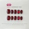 Красный пресс ручной работы на ногтях с дизайном Многоразовый искусственный маникюр с полным покрытием Носимый размер XS S M L Art 240113